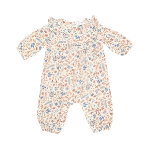 This Angel Dear western floral romper is perfect for your little one. The muted floral motif is both beautiful and soft, while the ruffle accents add an elegant touch. The ruffle sleeves also add a playful and feminine feel. Your baby will look adorable and feel comfortable in this romper.