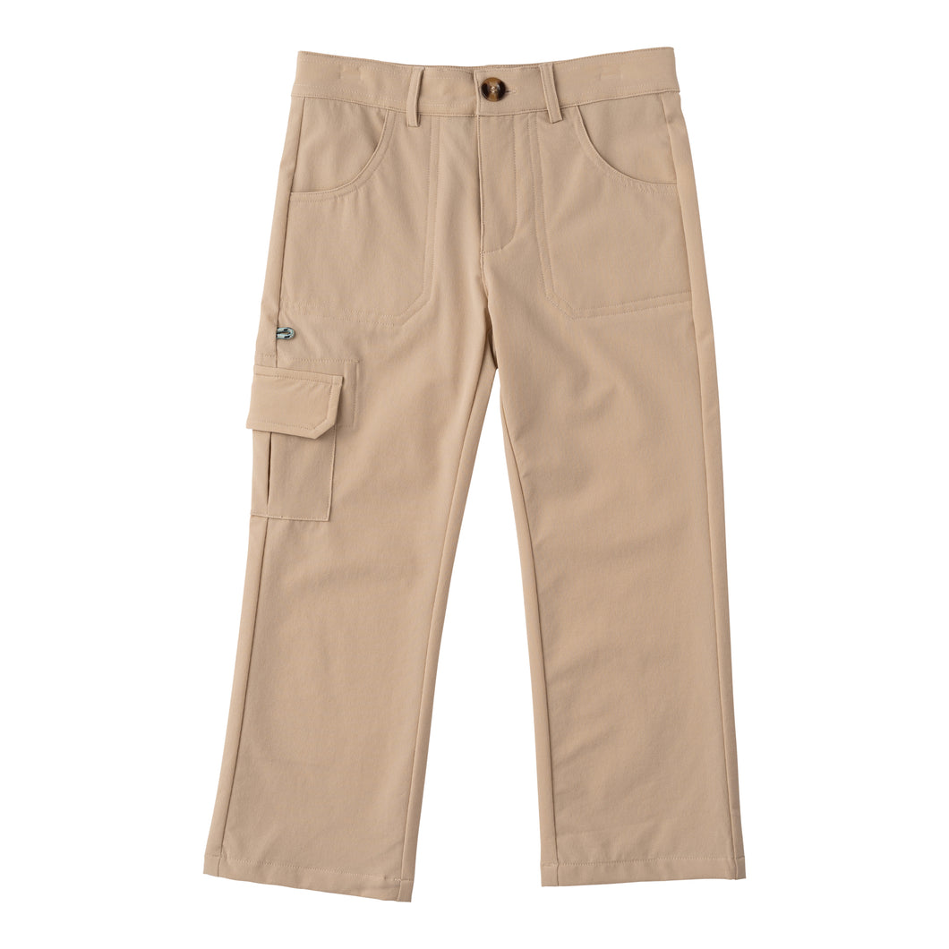 
Stay stylish and comfortable with our Boys Original Angler Pant in Khaki. Perfect for any fall occasion, these pants are made with performance material that will quickly become his go-to choice. Support play and leisure activities while keeping him looking his best.