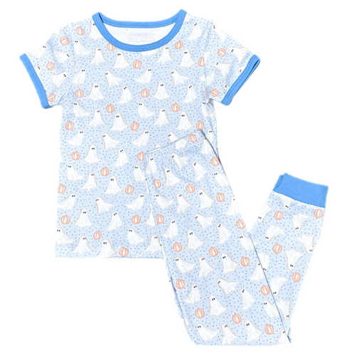 Get ready for a spooky night in with our James and Lottie Toddler Boys Two-Piece Shortn Sleeve Pajamas! Made with light blue fabric, these pajamas feature a cute ghost and pumpkin design. Perfect for snuggling up and staying cozy on those cool fall nights. Order yours now.