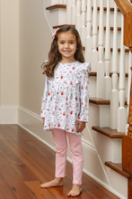 Load image into Gallery viewer, Get ready to dance your way into the holidays with our Nutcracker Ballet Tunic Set from Trotter Street Kids! Made with comfort and style in mind, this set is the perfect addition to her wardrobe. Take a twirl, relax, and get festive in our Nutcracker Ballet tunic and legging set.
